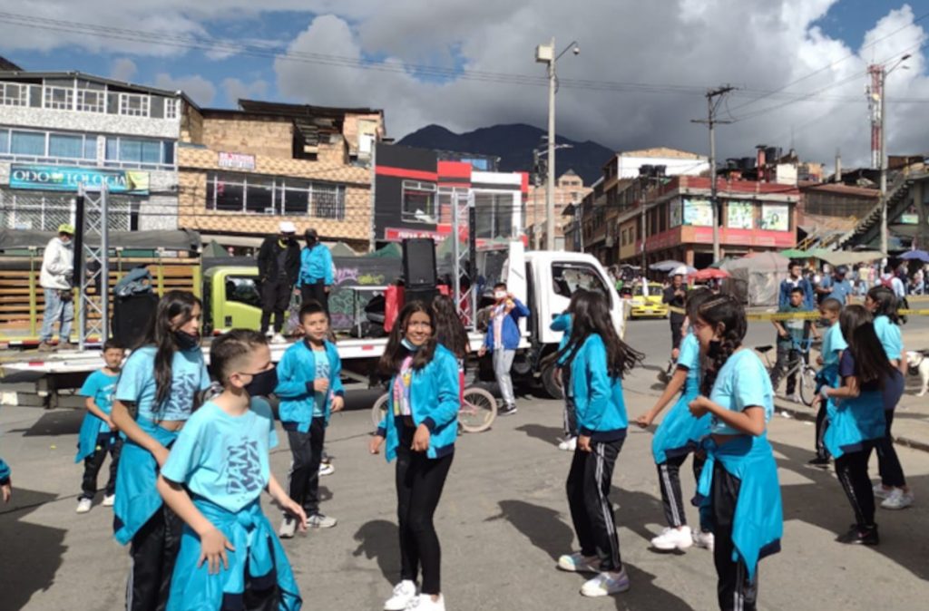 Bogota toma Usme1 Usme resiste y persiste en el día internacional por la paz, la noviolencia y el cese al fuego